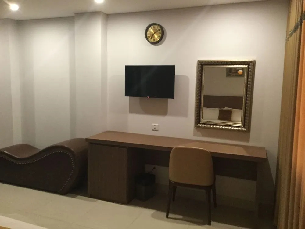 Galaxy Airport Hotel