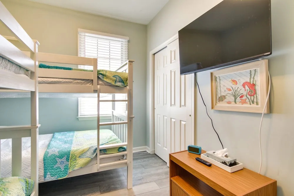 2 Mi to Beach: Ocean View Oasis w/ Resort Access!