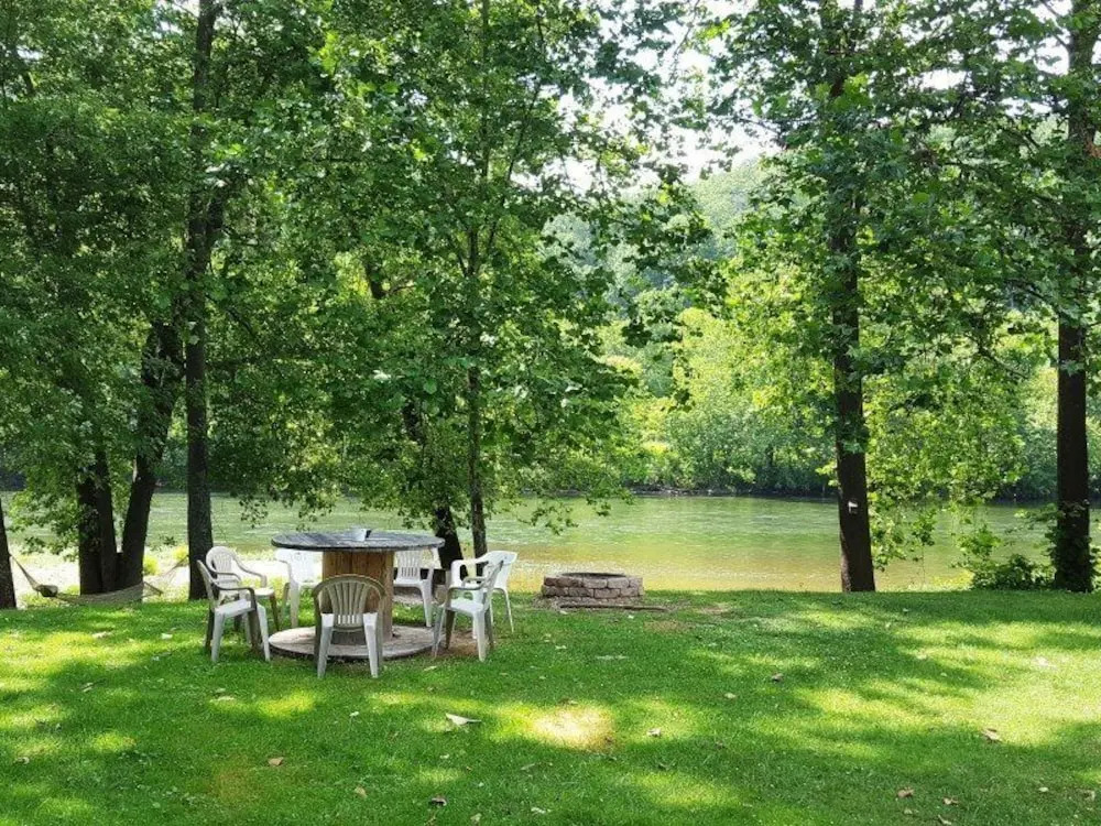 A_southern_river_retreat