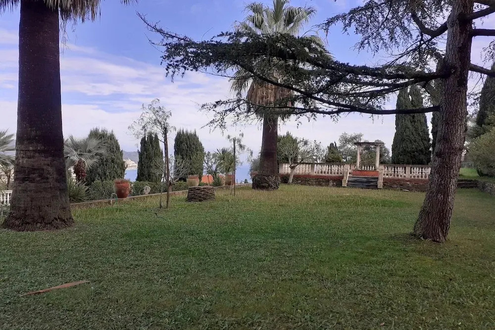 Paradiso Al Mare Shared Pool