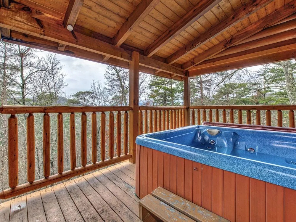 Moonlight Lodge