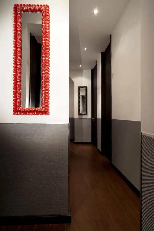 THC Latina Hostel