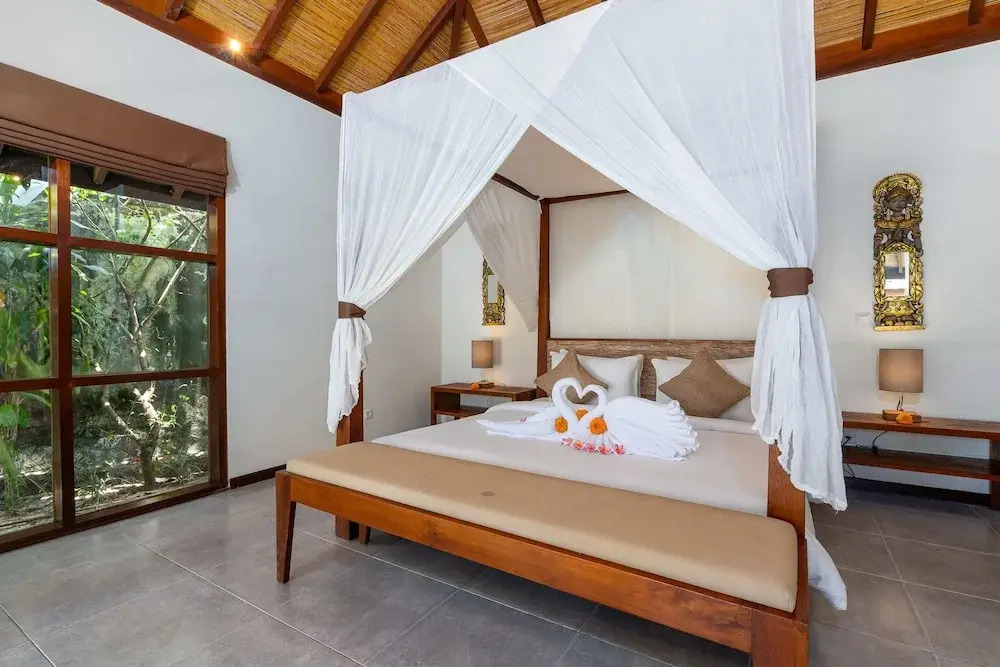 Villa Alroda Antik - Peaceful 4BR Villa with Private Pool in Canggu