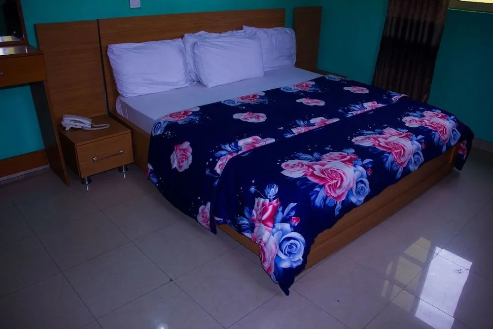 VTL Suites