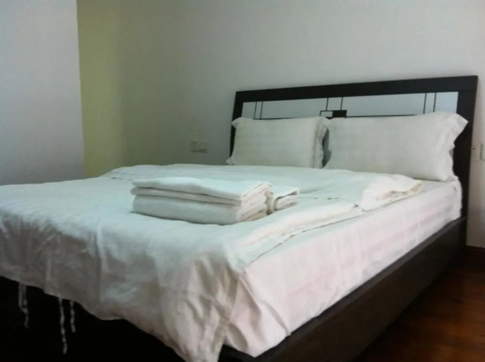 Huamei Apartment Hotel