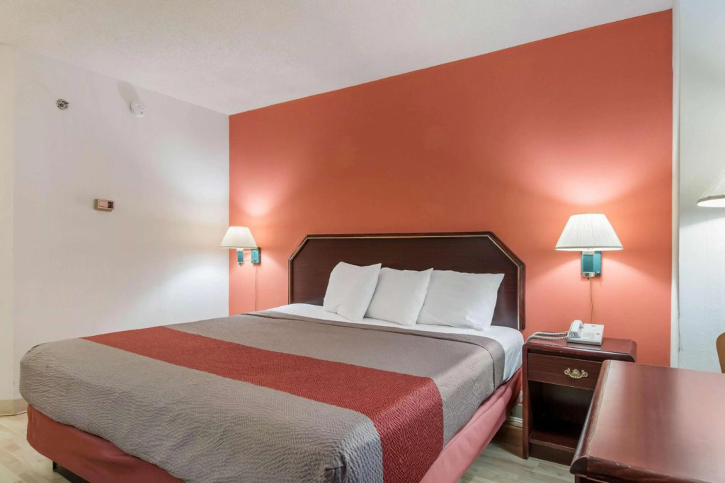 Scottish Inns & Suites - North Hershey