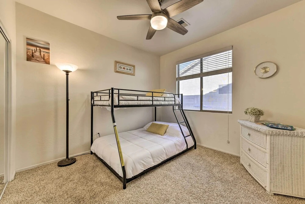 Relax Poolside in Mesa: Family Home 12 Mi to Dtwn