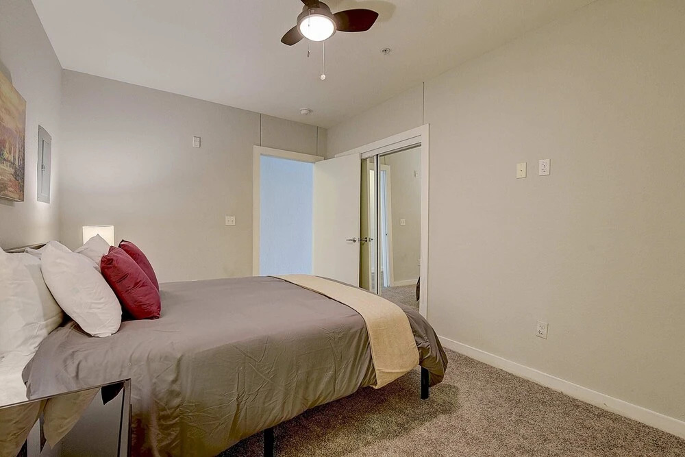 FRONTDESK Pointe on Rio Apts West Campus Austin