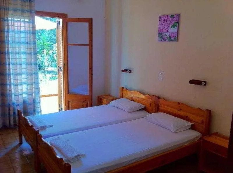 Reggis Apartments