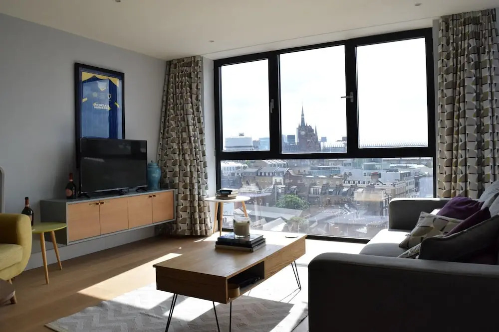 2 Bedroom Flat With Amazing London Views