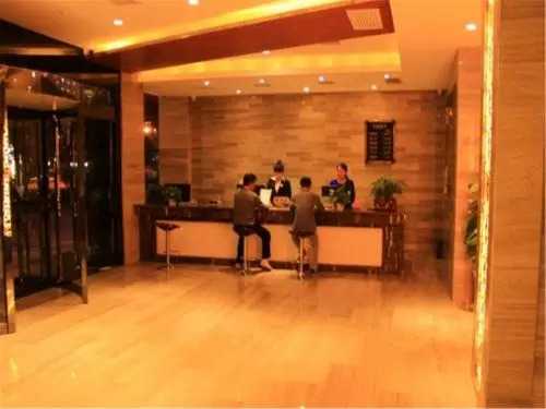 Longyue Hotel Huayin