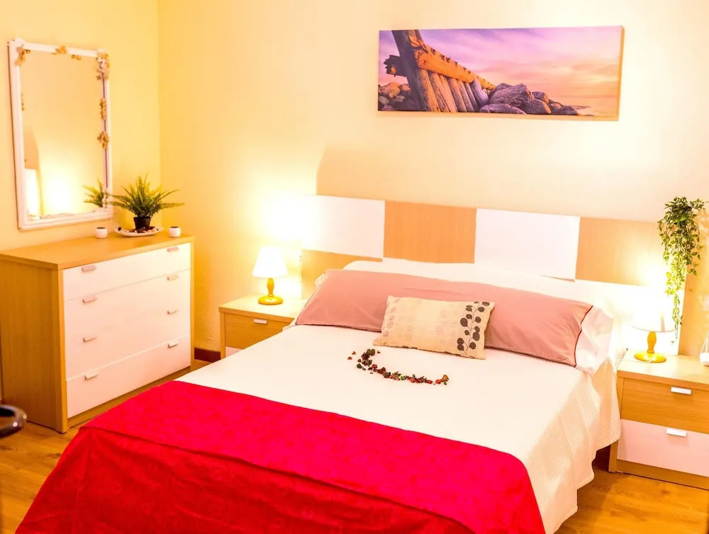 Apartment With one Bedroom in El Médano, With Wonderful sea View, Pool Access, Terrace - Near the Beach
