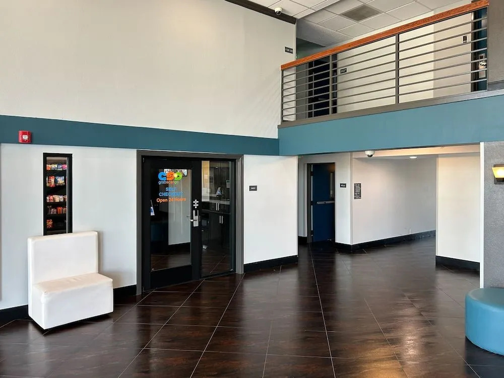 Studio 6 Suites Carson, CA