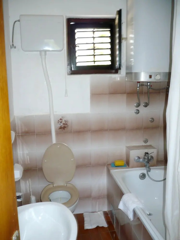 Apartment With one Bedroom in Betina, With Wonderful sea View, Furnish
