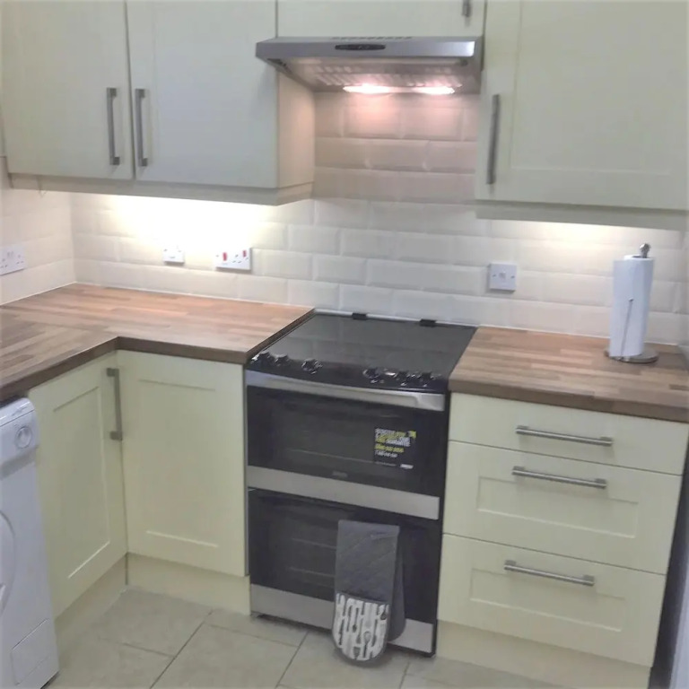 Apartment With 2 Bedrooms in Bangor, With Furnished Garden