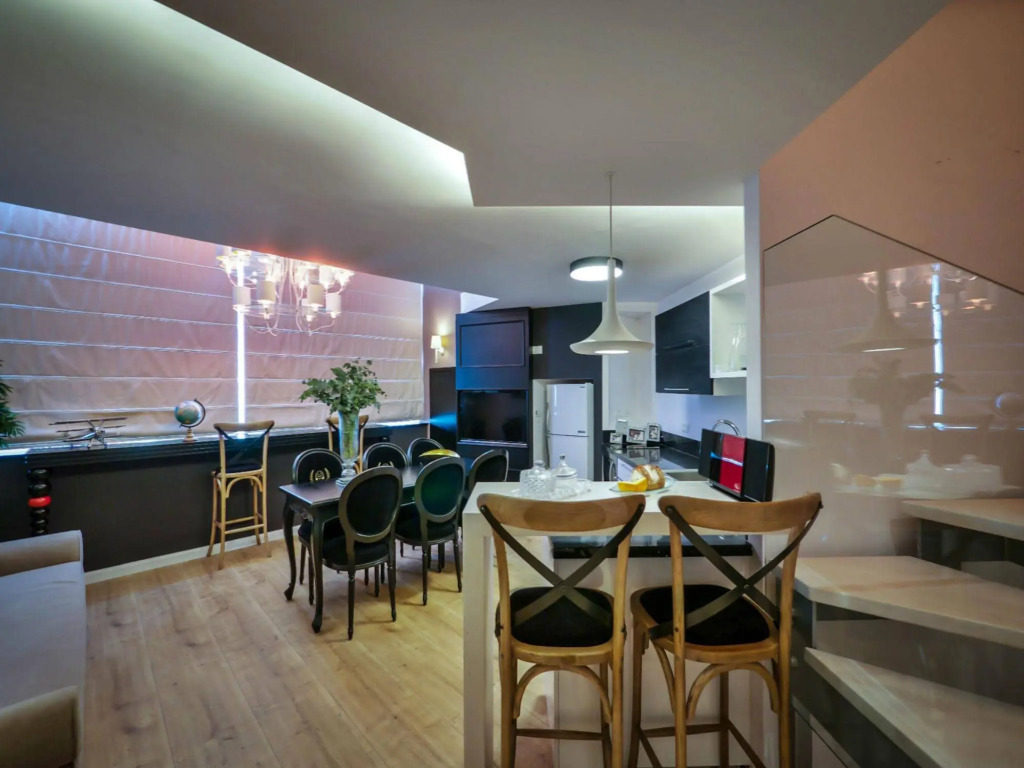 21st Floor Hotel