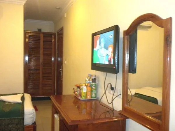 Sambath Phal Hotel