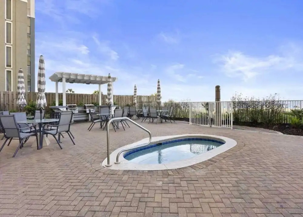 Twin Palms 405 - Two Bedroom Condo