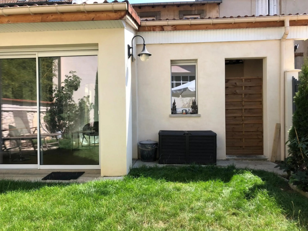 studio maisonnette avec jardin