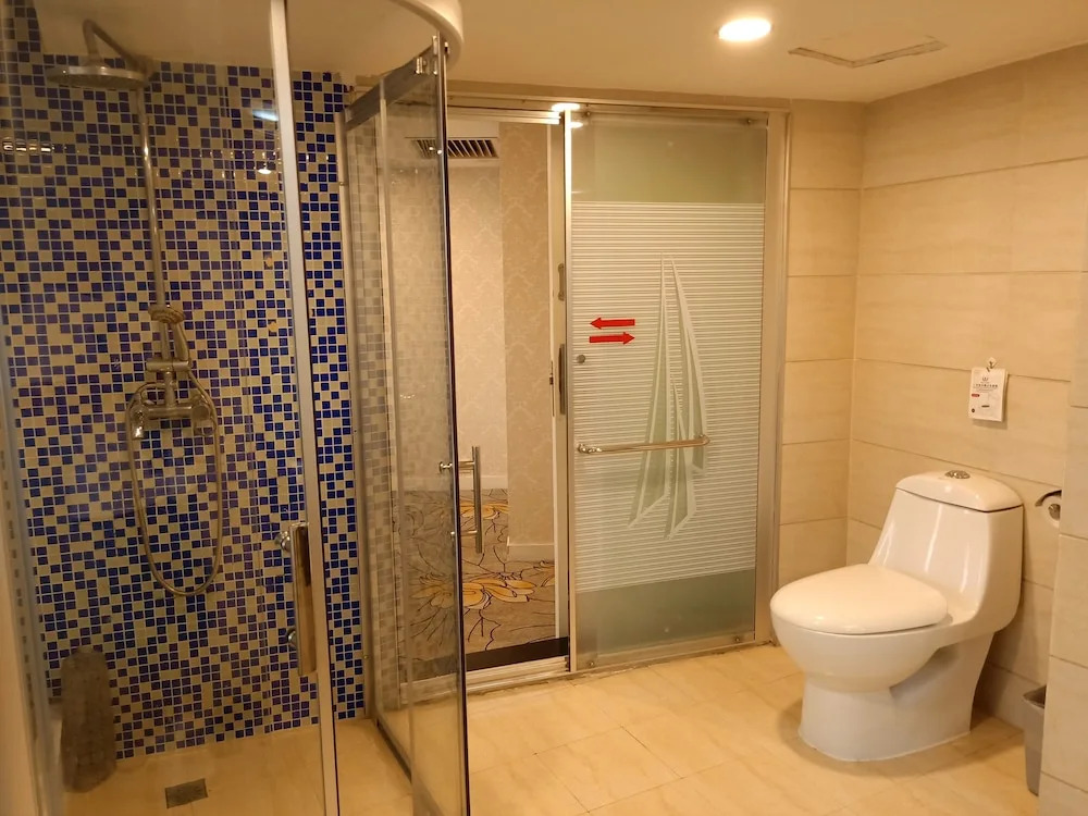 GuiLin HongKong Hotel