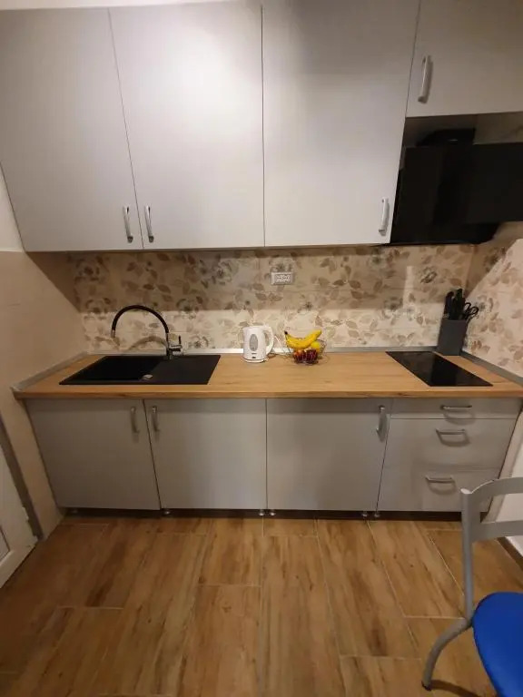ZITA - Heart of Rovinj, apartment for 2, free parking, 2min center, 5min beach walk