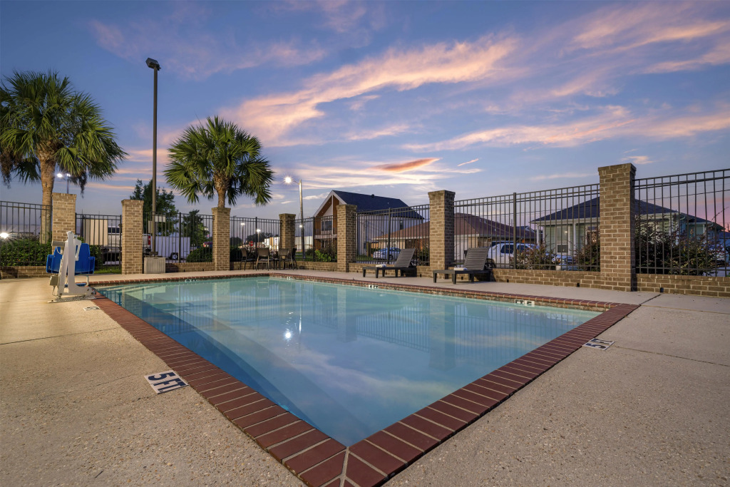 Best Western Plus Chalmette Hotel