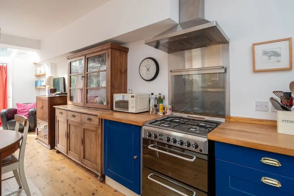 Cosy 1 Bedroom Flat With Garden in Lovely Chiswick