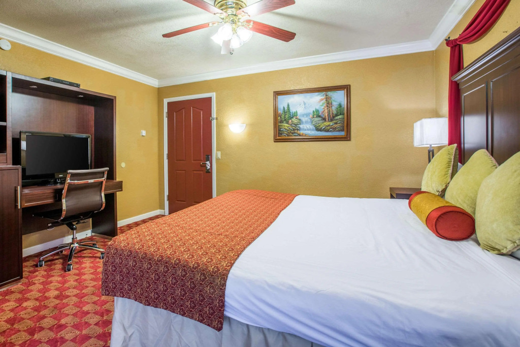 Clarion Collection Wilkies Inn Pacific Grove - Monterey