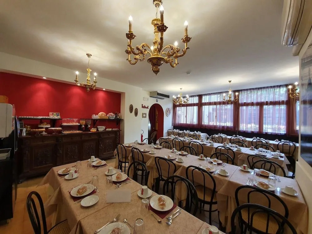 HOTEL RINASCIMENTO