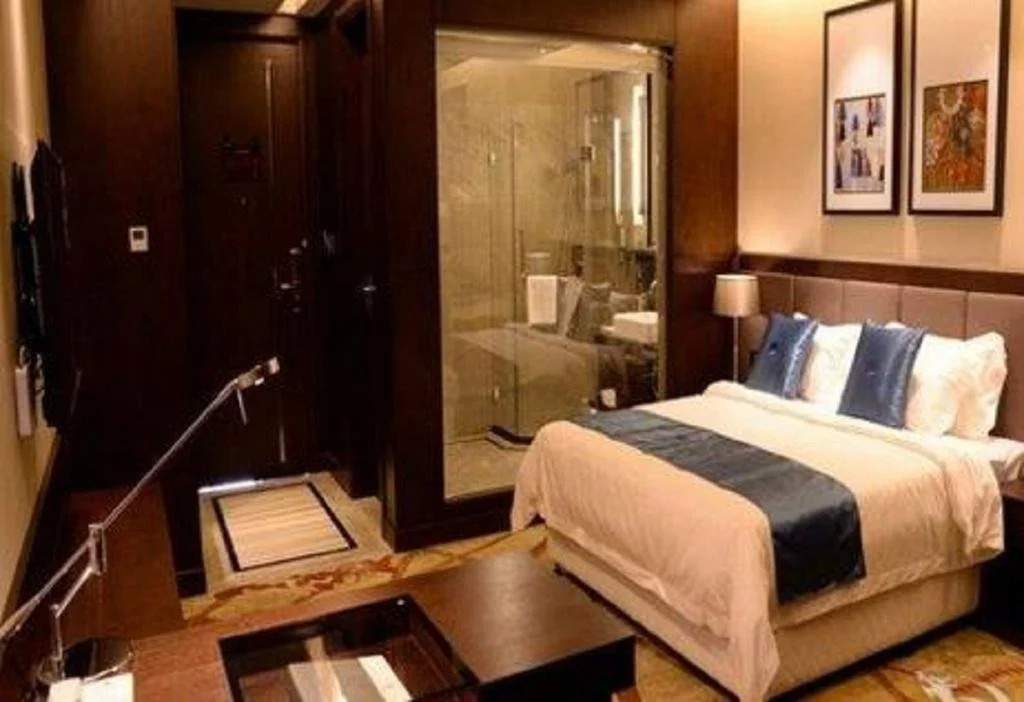 Qianxi Business Hotel
