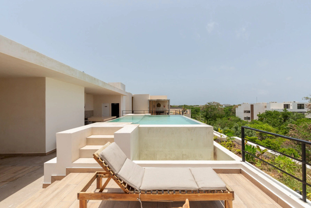 New Charming Villa 2 Levels Private Pool Garden Wifi Bikes