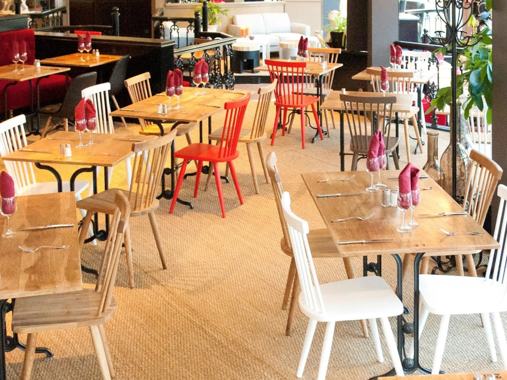 Ibis Saint Étienne - La Terrasse