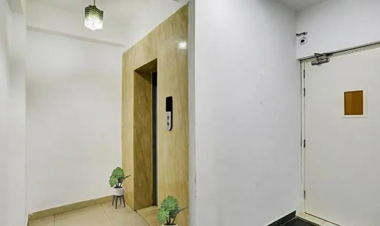 Fabhotel 19 West