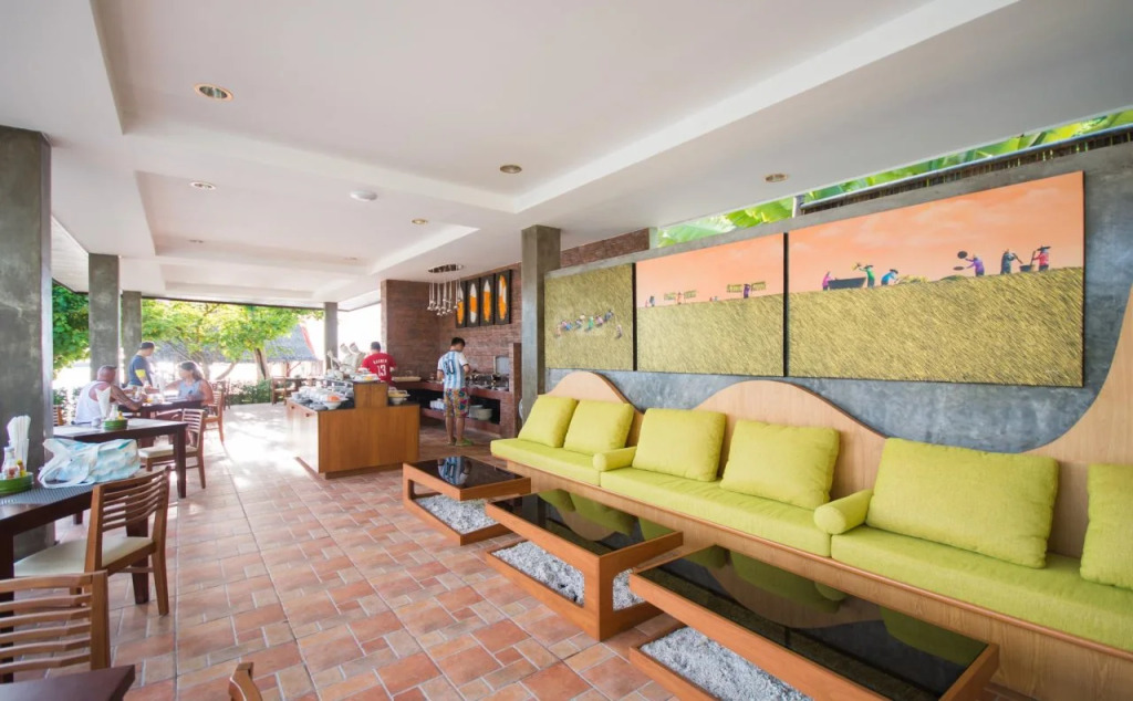 PP Nice Beach Resort