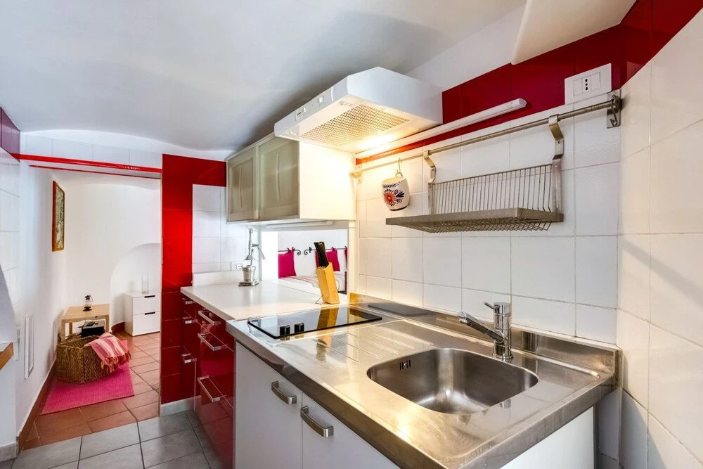 Charming Flat 1 Minute on Foot From Colosseum