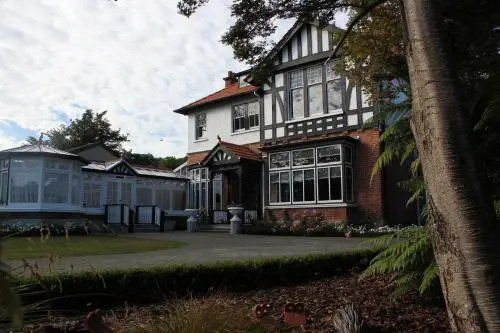 Safari Lodge