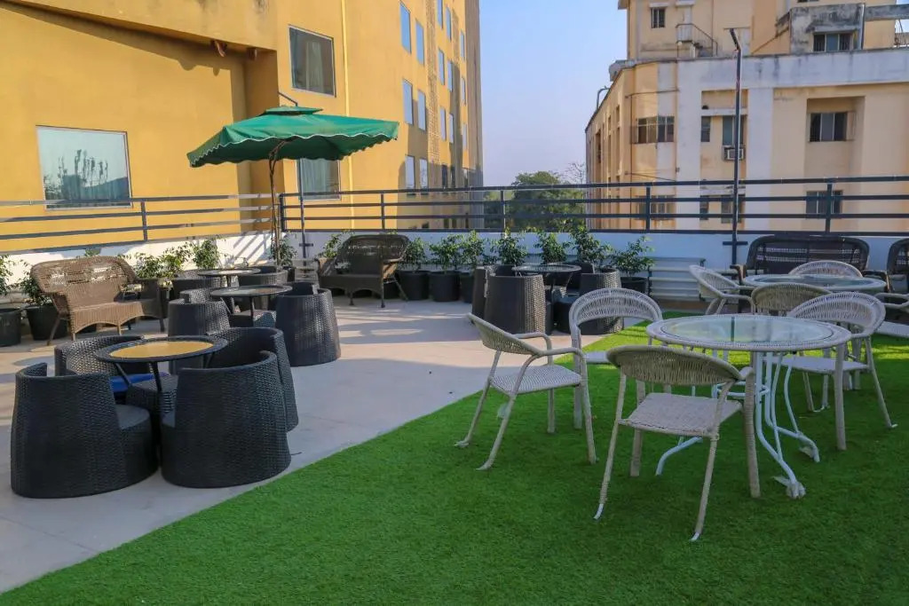 Four Leaf Hotel - Sapphire Blue, Varanasi