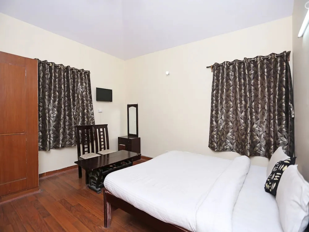 OYO 10313 Home Hill View 4BHK Sattal