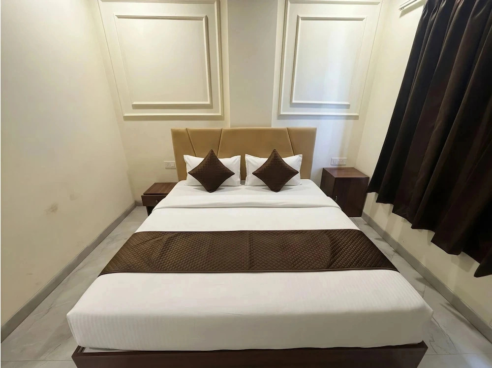 Hotel Madhav and Restaurant