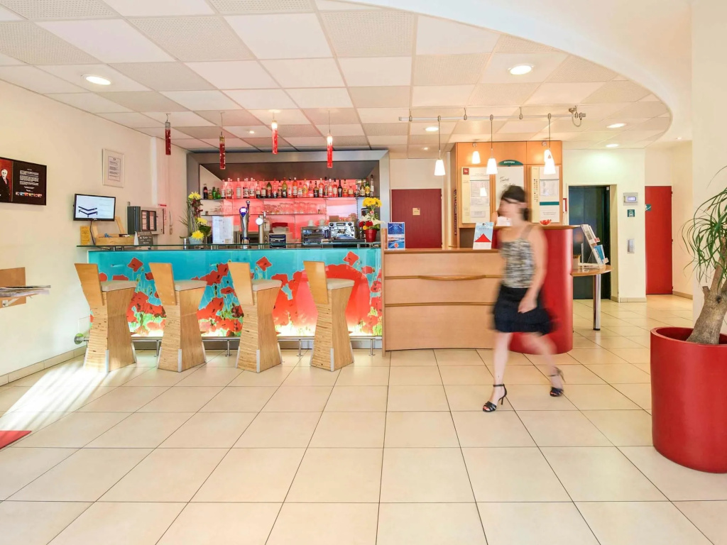 Ibis Pau Centre