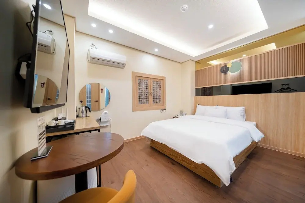 Heoandjang Hanok Hotel
