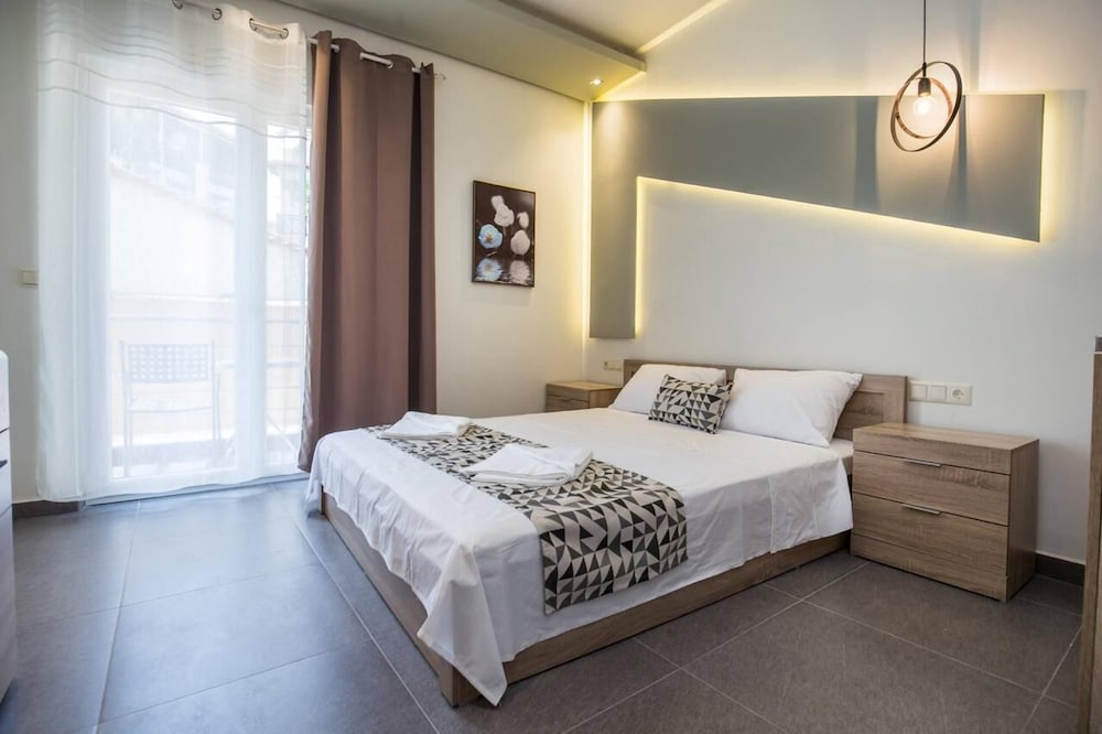 Studios&Apartments Elisabeta