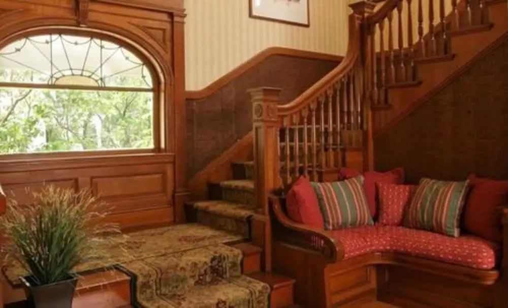 Swift House Inn