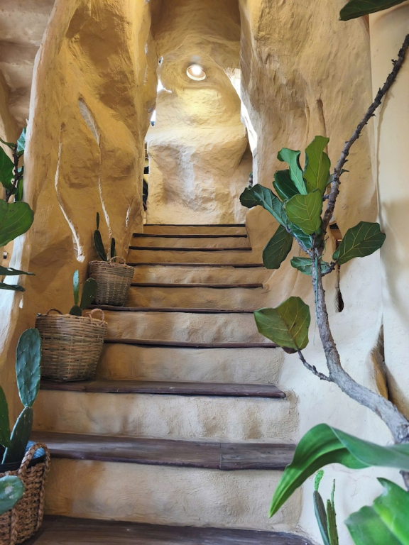 OXY Cave Homestay Mũi Né