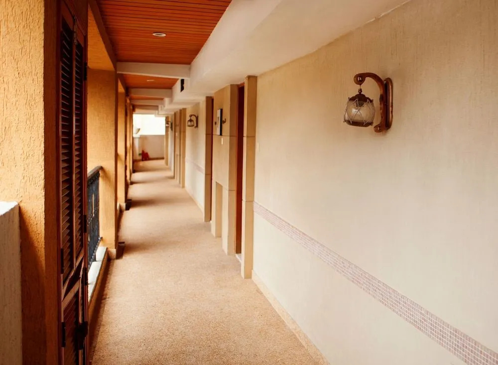 Ling Hai Apartment