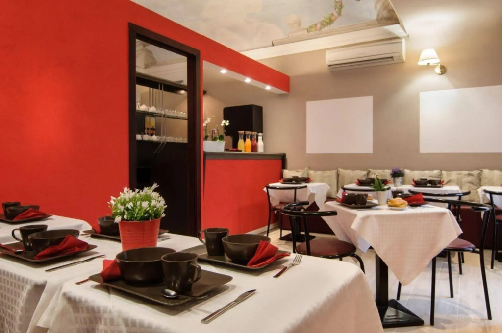 Hotel Cardinal of Florence - recommended for ages 25 to 55