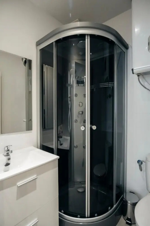 RETIRO Apartment III
