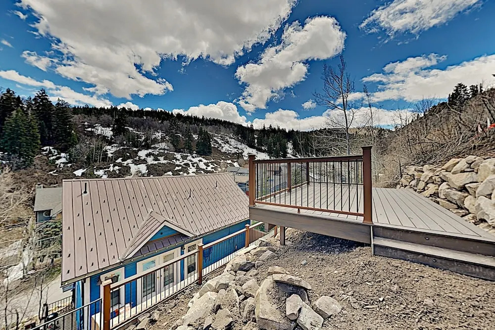 New Listing! Main Street : Private Hot Tub 3 Bedroom Home