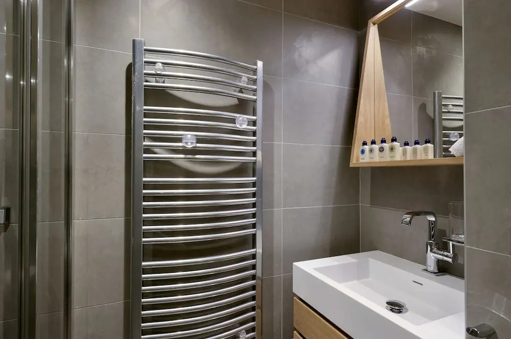 Le C Residence Apartments T3 Cabins A01