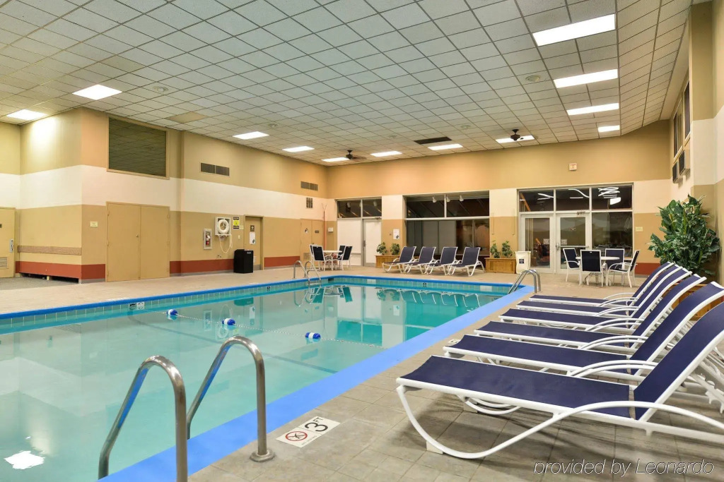 Rock Island Inn & Suites Marshalltown